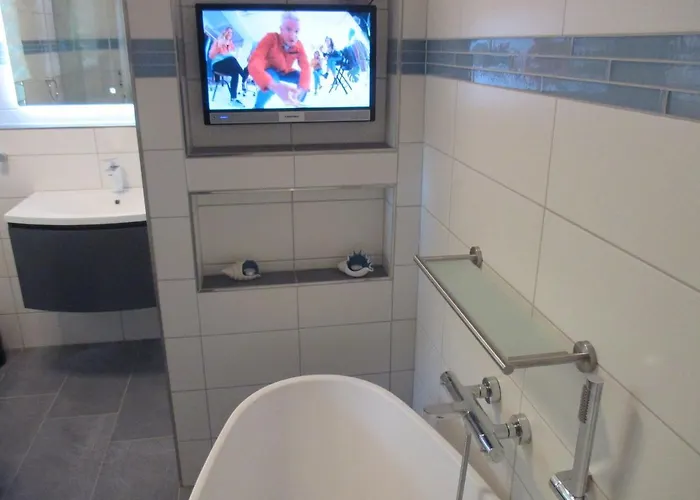 Strandhaus Vielmeer - Exklusiv Mit Sauna & Kamin Direkt Am * 德兰斯克